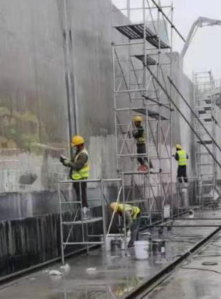 眉山球场翻新地面是一个涉及